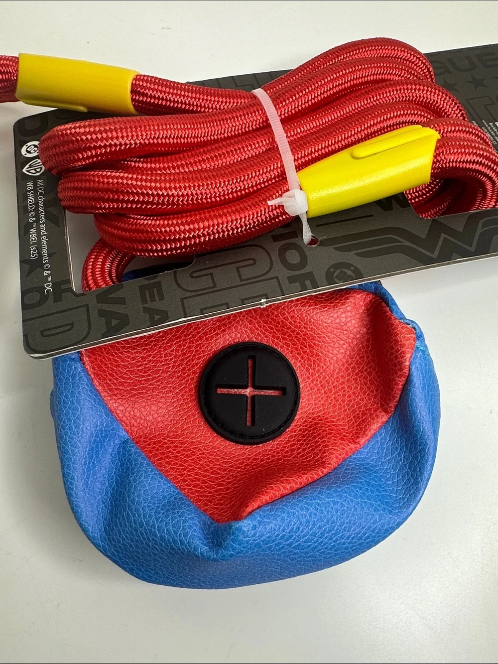 DC Superman Rope Leash with Logo Pouch in Blue, Red, Yellow - Picture 10 of 11